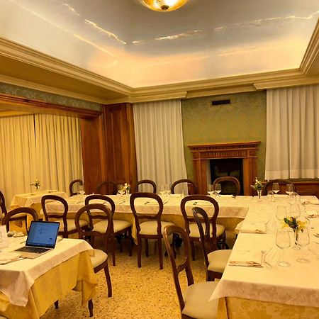 Hotel Ristorante Ca' Nova Venesia Bagian luar foto
