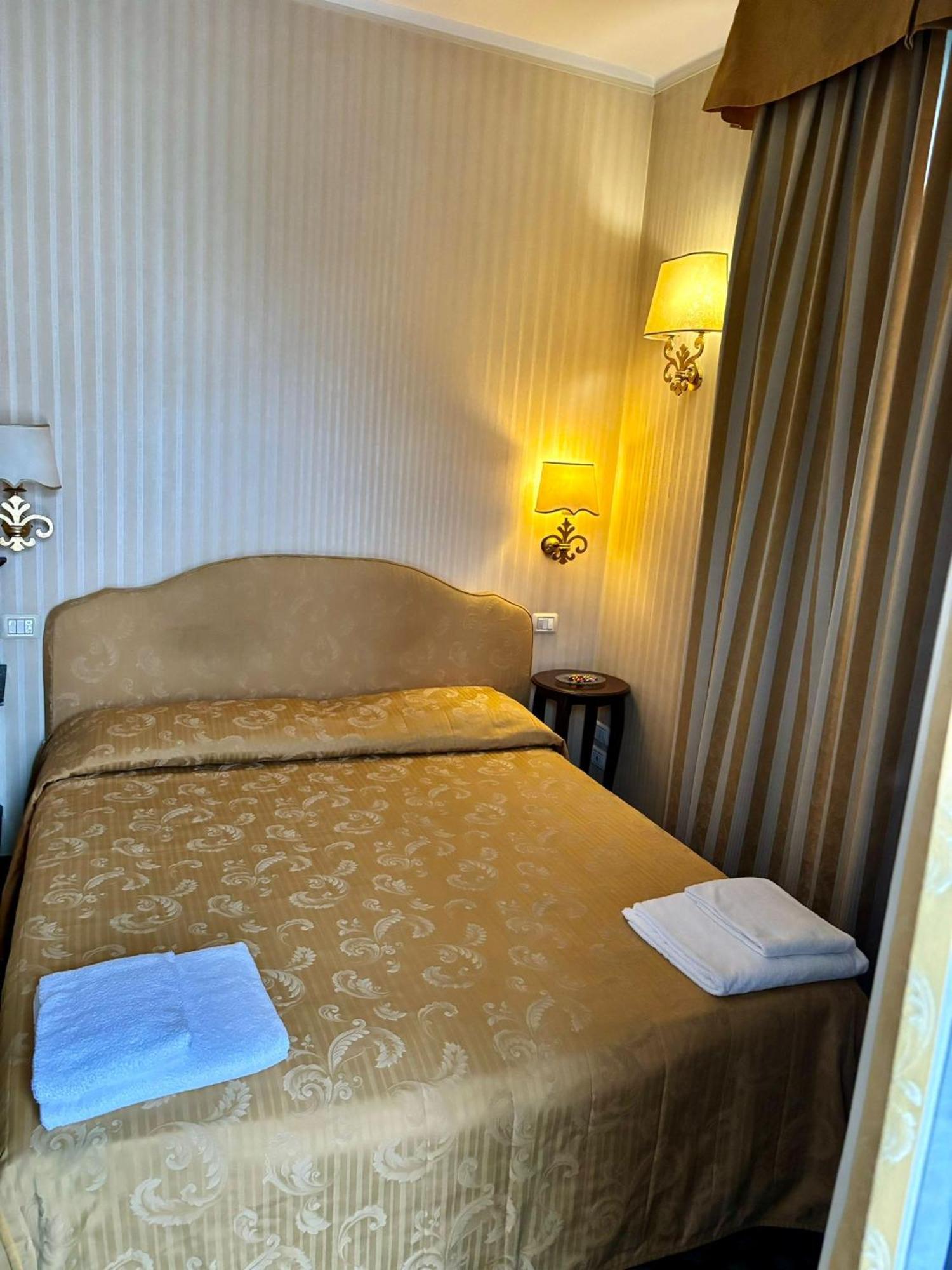 Hotel Ristorante Ca' Nova Venesia Bagian luar foto