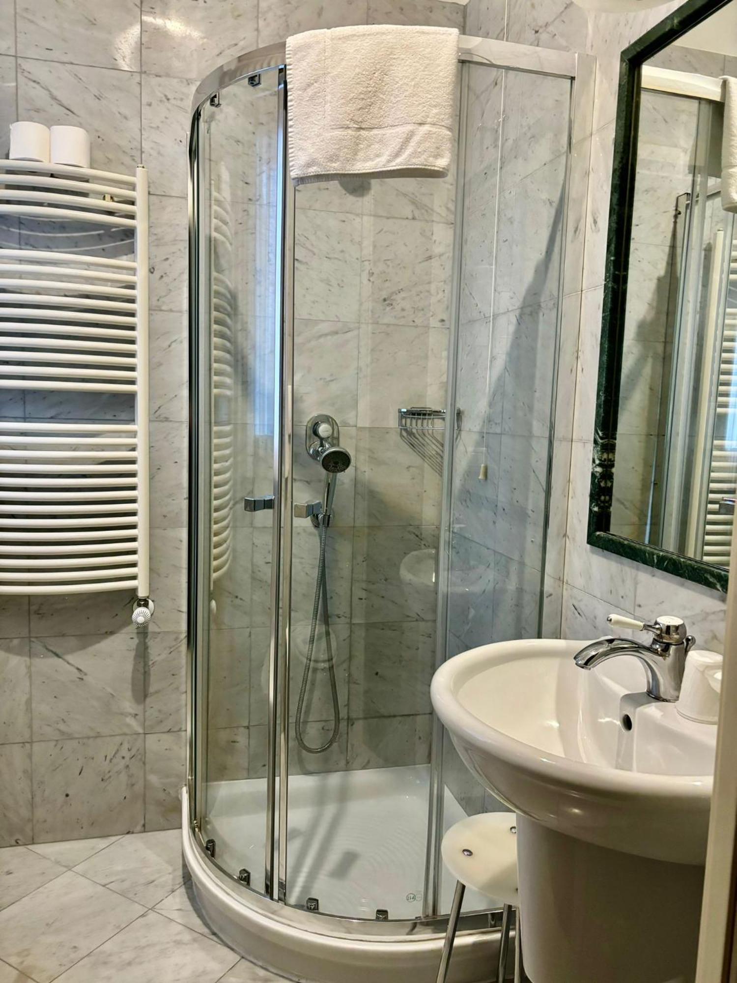 Hotel Ristorante Ca' Nova Venesia Bagian luar foto