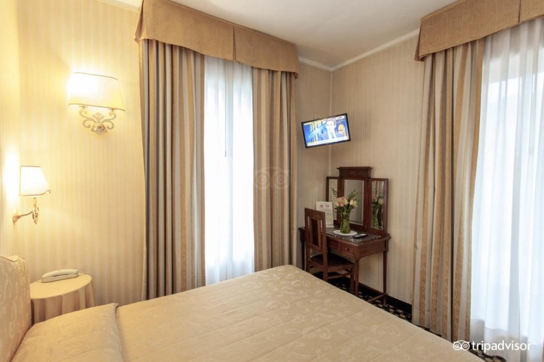 Hotel Ristorante Ca' Nova Venesia Bagian luar foto